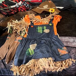 Scarecrow costume girls